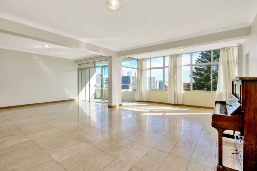 To Let 3 Bedroom Property for Rent in Sea Point Western Cape